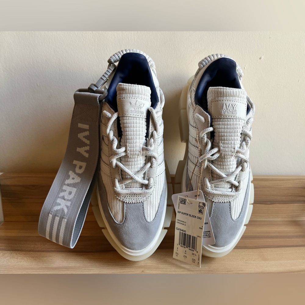 Adidas Ivy Park Women’s Size 5.5 Super Sleek Chunky GX9400